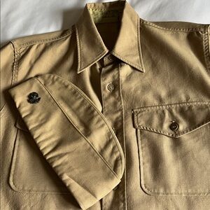 USMC men’s tropical shirt and Capt. Garrison hat with world pin.